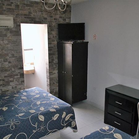 Hotel Laguna Inn Torreón Zewnętrze zdjęcie